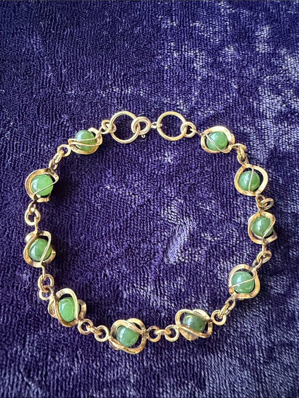Vintage 14K gold filled link bracelet with natural green jadeite jade